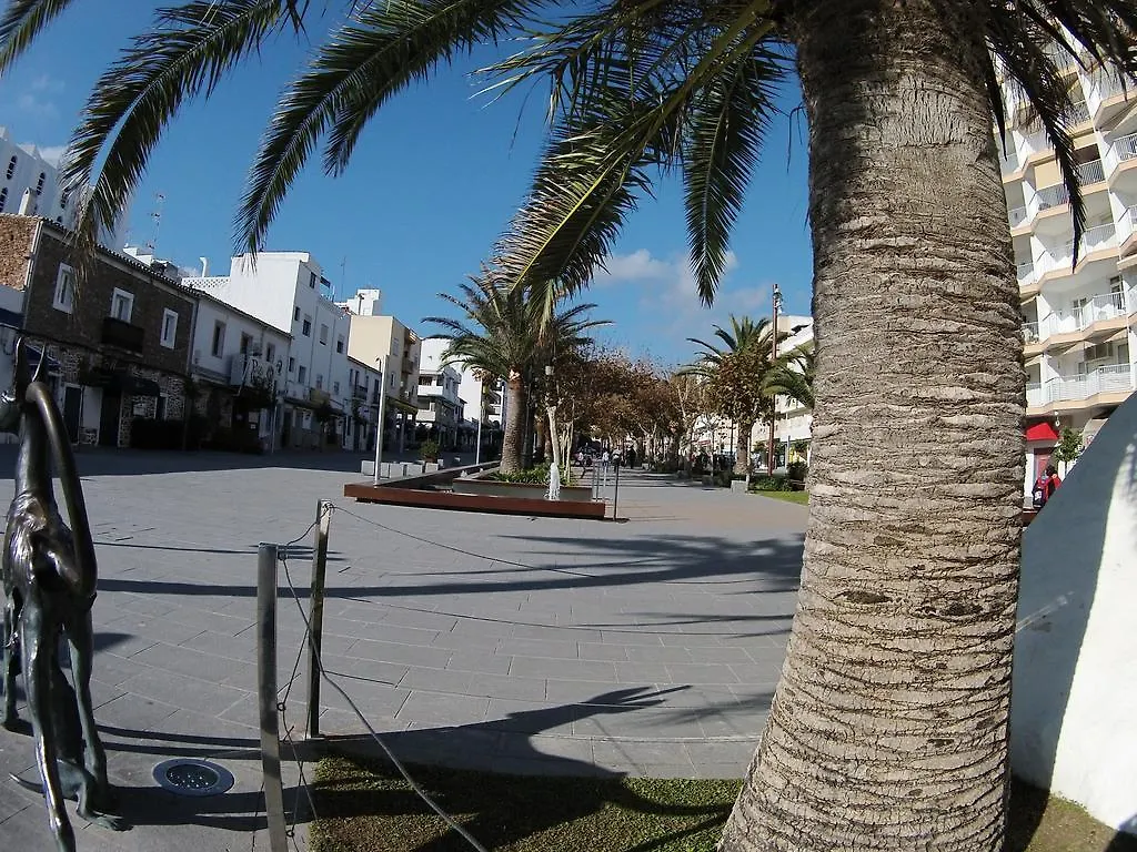 Hostal Mayol Santa Eularia des Riu 2*,